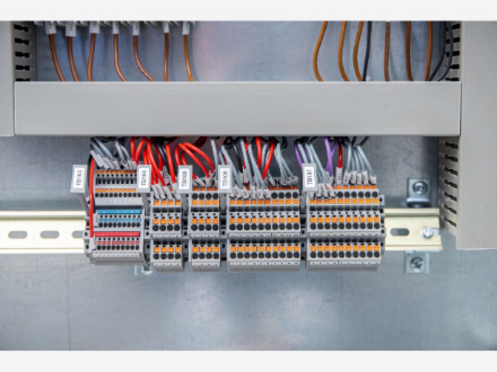 f_control_airoport_45341