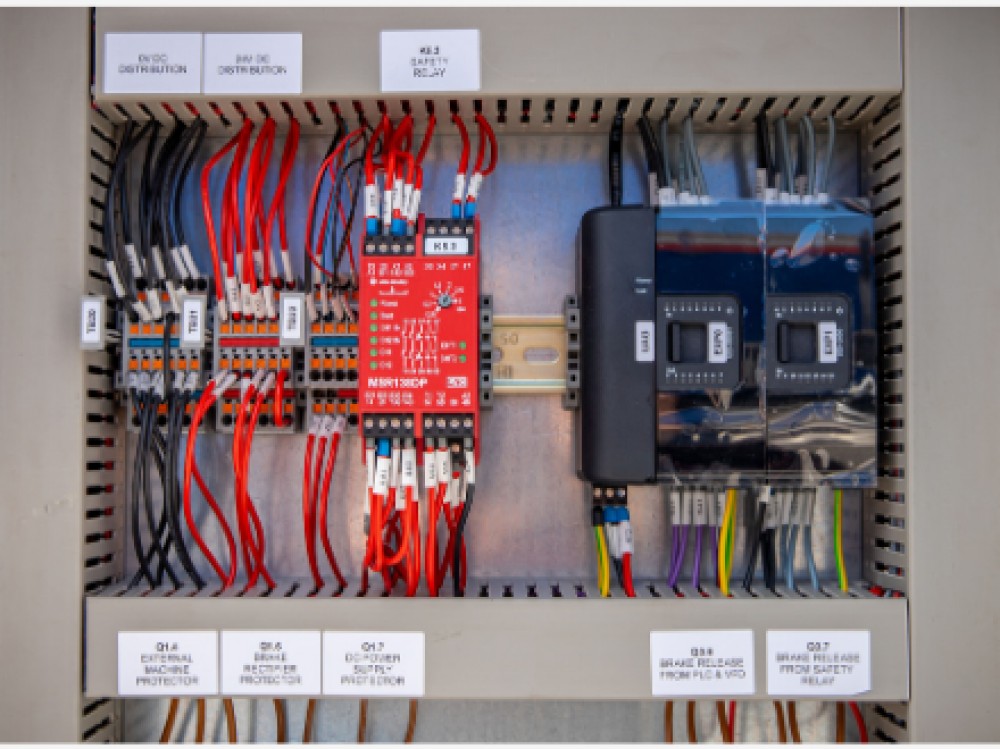 f_control_airoport_5342